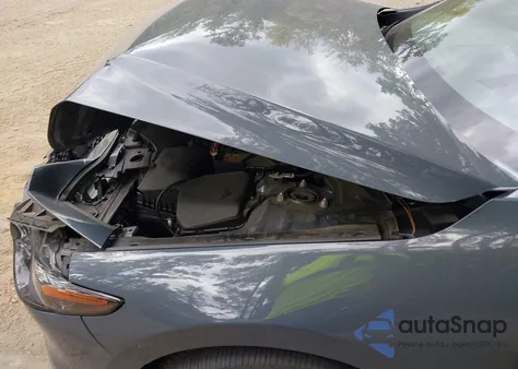 2021 Mazda Mazda3 Premium z USA, uszkodzony, nr VIN JM1BPAML9M1344053